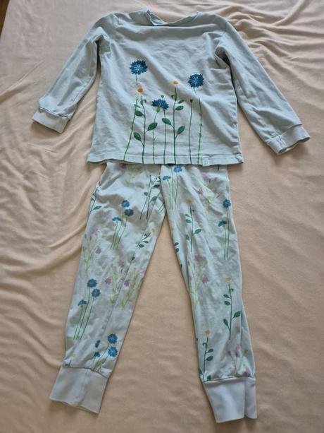 Dedoles pyzamko, 110