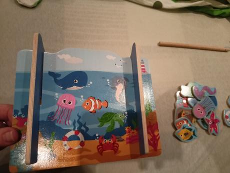 Drevená hračka - chytanie na udicu, 