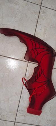 Krídla červené netopier, čert, chlapci aj dievčatá, 