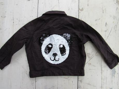 Bundička s aplikáciou z otáčavých flitrov, 104