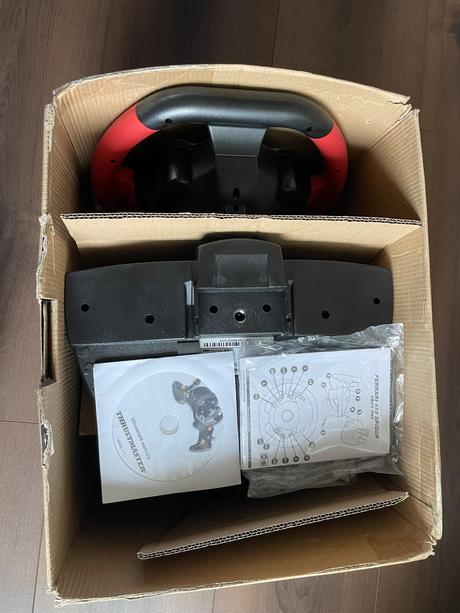 Volant thrustmaster ferrari 458 spider pre xbox,