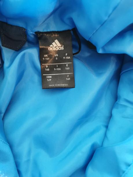 Jarna bunda adidas so svetrom, adidas,140