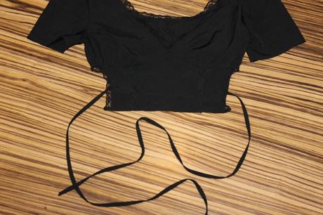 Krajkový uväzovací top v. s, s