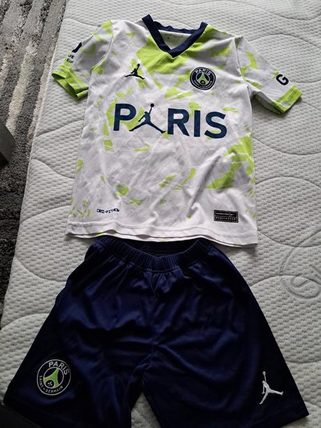 Futbalový dres paris, nike,152