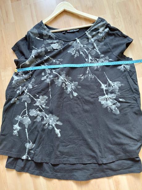 Dvojvrstvové tričko veľkosť 52 / 54, 52