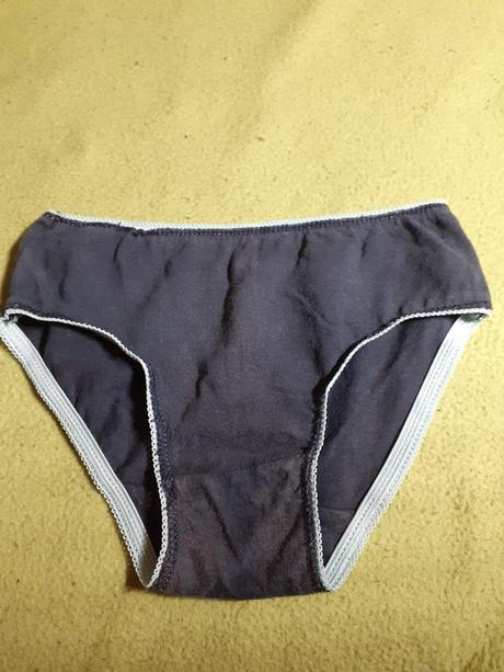 Sada 10 ks nohavičiek veľ. 110 až 122, na 5-7 r, 110