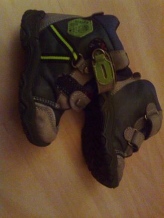 Topánky baťa, baťa,22