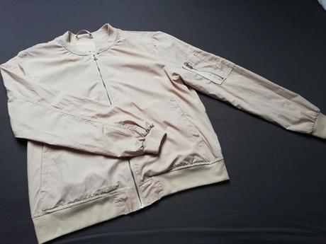 Ružovkastá bombera l/40, amisu,l