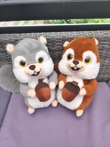 Plyšové veveričky, 