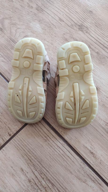 Sandálky 20, slovobuv,20