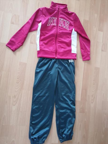Tepláková suprava, nike,152