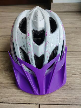 Prilba na bicykel, s