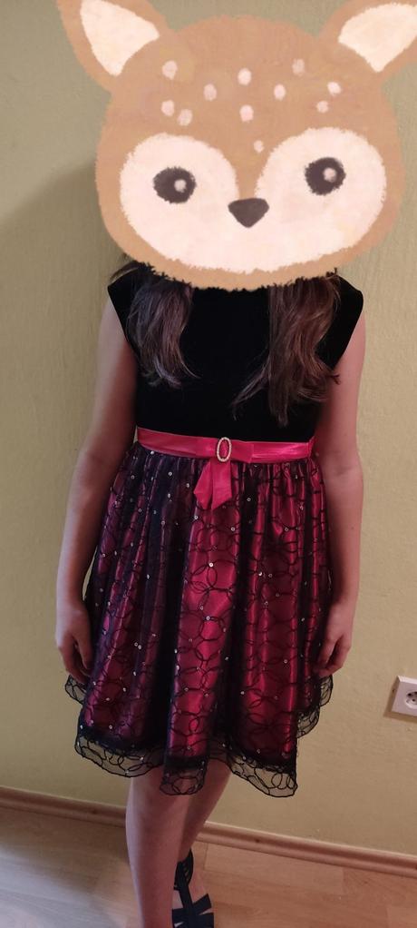 Nádherné šaty, 146