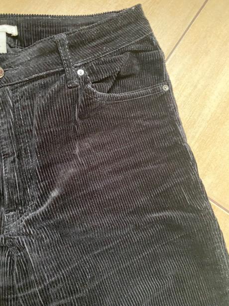 Menžestrove nohavice, h&m,s