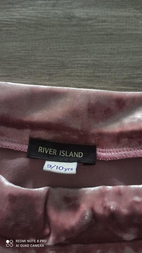 Sametová sukňa 140, river island,140