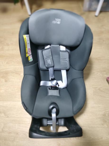 Britax romer swingfix i-size 2019, britax