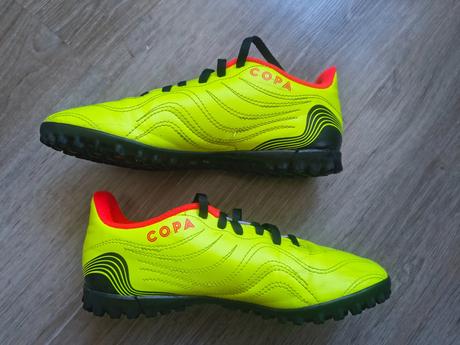 Turfy, adidas,34