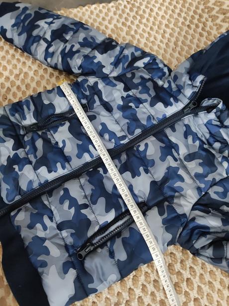 Hrubá zimná bunda, 116