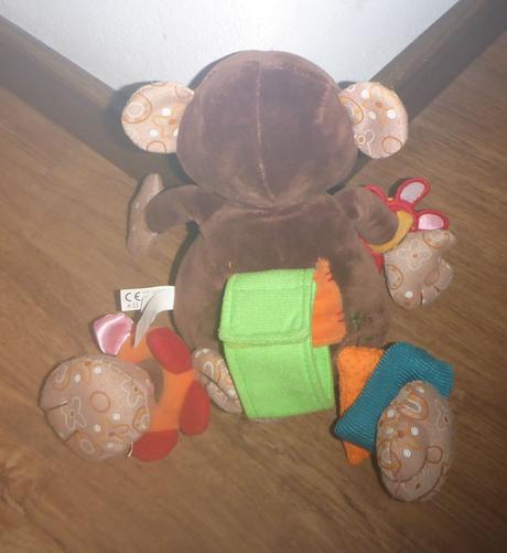 Multifunkčná opica basile lilleputiens,