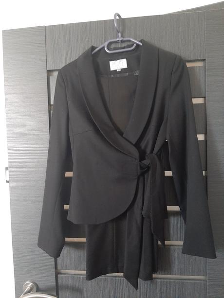 Rouge nohavicový kostým, xs