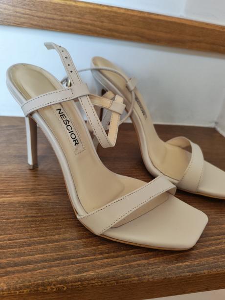 Kožené sandalky, 39