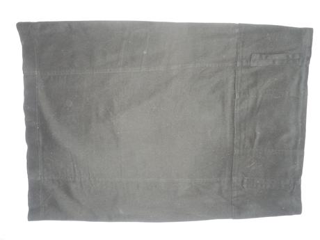 Čierna elegantná sukňa s vyvýšeným pásom, 40