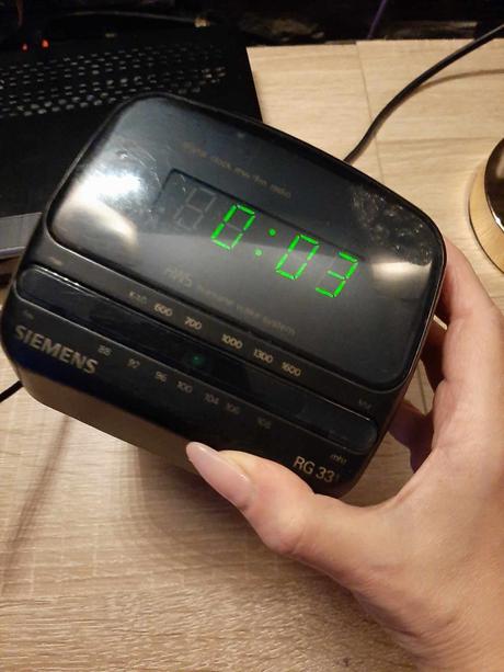 Budík digitálne hodiny rádio 2v1retro, siemens
