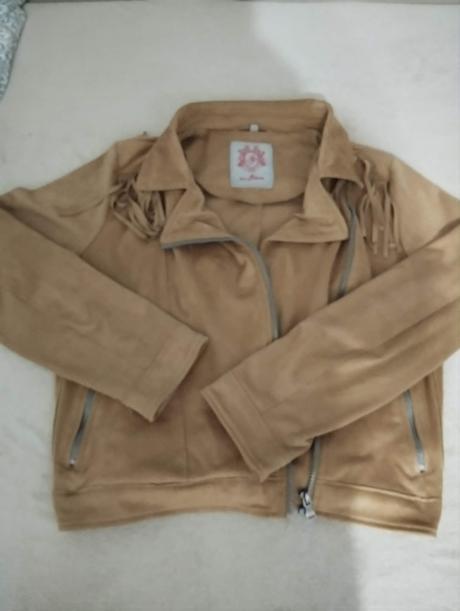 Bunda so strapcami, s