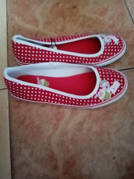 Damake balerinky, 37