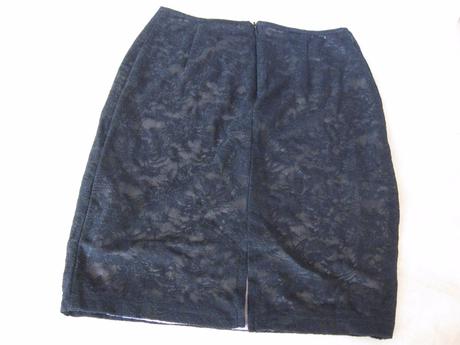 Dámska čipkovaná čierna sukňa, 36, 36