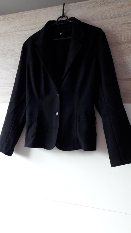 Pekne prakticke sako, 38