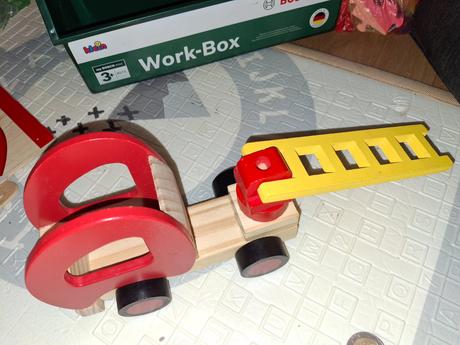 Drevené hasičské auto, 