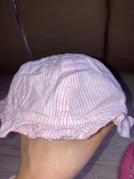 Klobucik, čiapky, 56