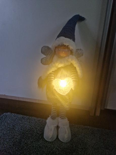 Anjelik s led srdiečkom 1,