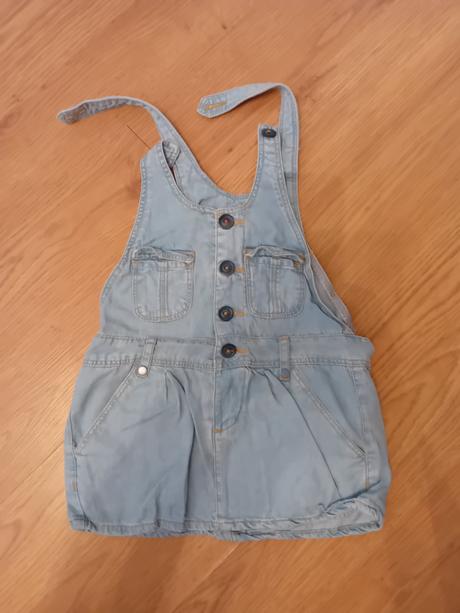 Šaty na traky, zara,98