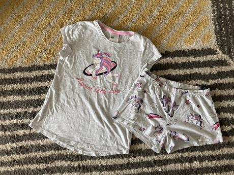 Jednorožcové letné pyžamo 134/140, h&m,134