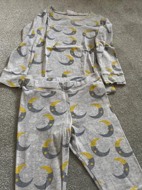 Detské pyžamo, h&m,110