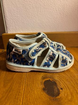 Chlapcenske papucky, manik,26