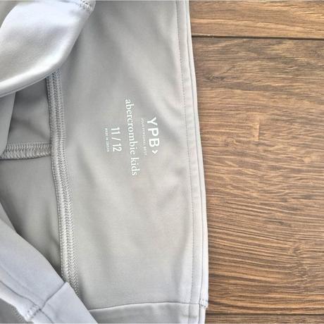 Legíny, abercrombie&fitch,146