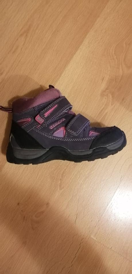 Dievčenské čižmy, 28