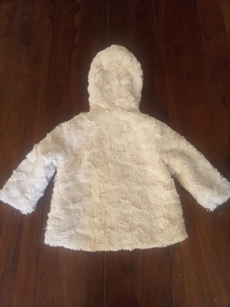 Prechodná bundička, 74