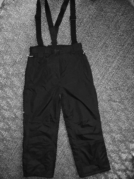 Oteplovaky čierne, trespass, l