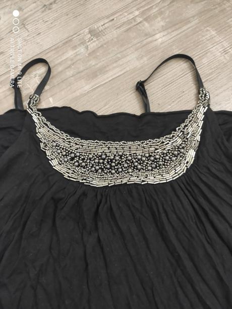 Cierny top s goralkami, gate,xs