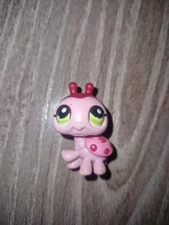 Littlest pet shop lienka, 
