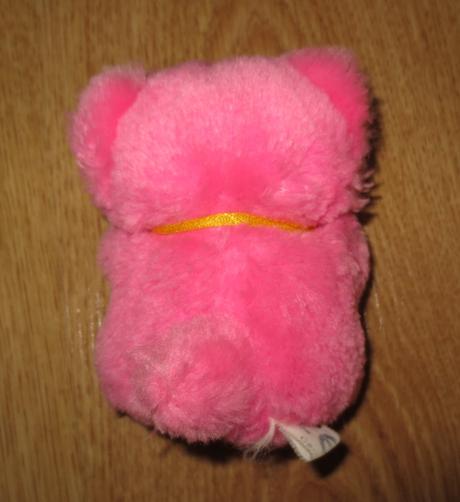Malý ružový medvedík, 