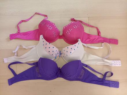 3 podprsenky 70b, 70b