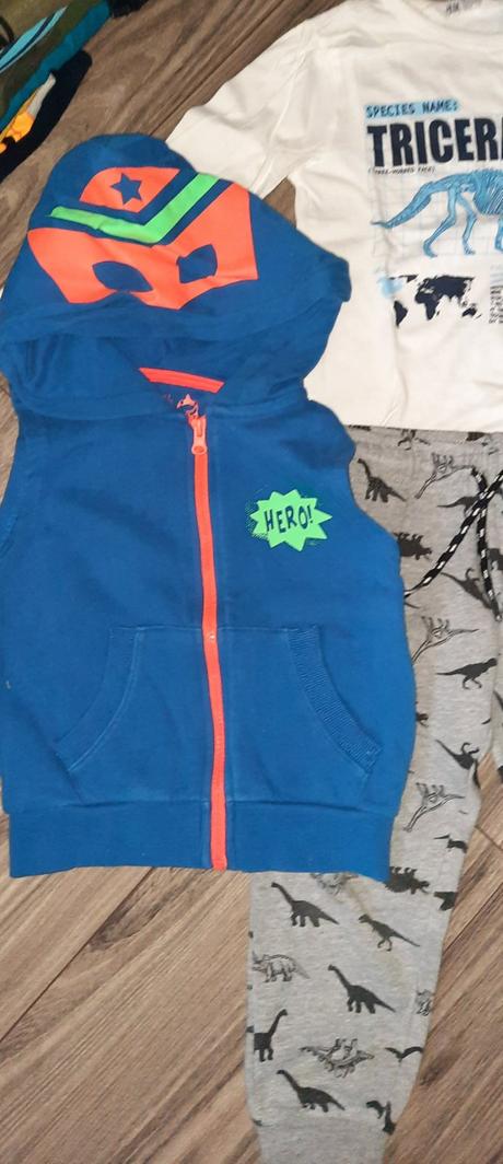 Dino komplet 98, h&m,98
