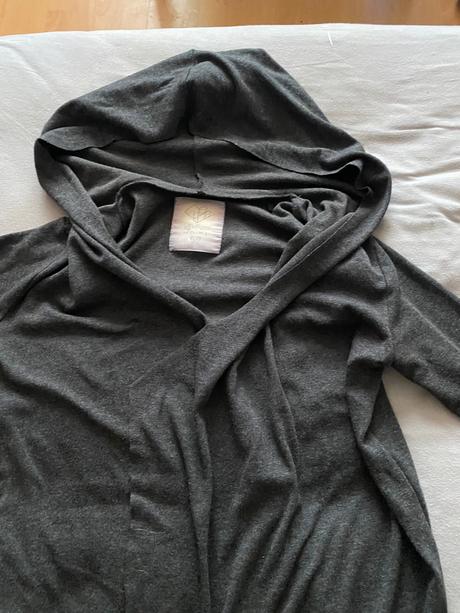 Sveter, reserved,158