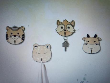 Vešiaky detské 4ks,