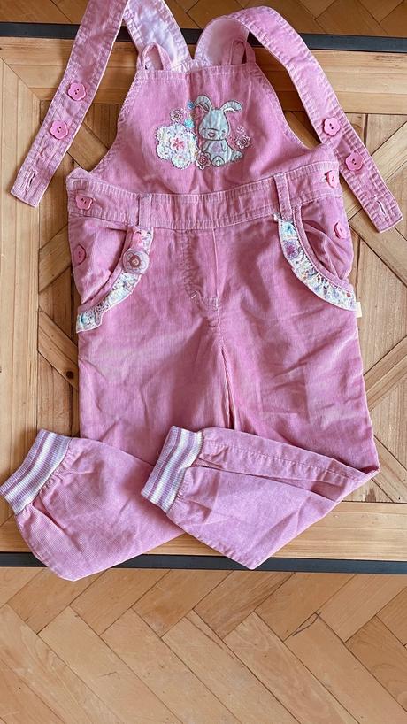 Menčestrove nohavice velk 92, 92